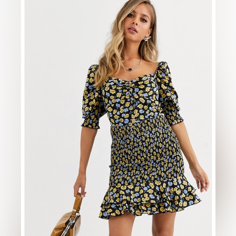 Sweetheart Neck Mini Dress With Drop Hem In Ditsy